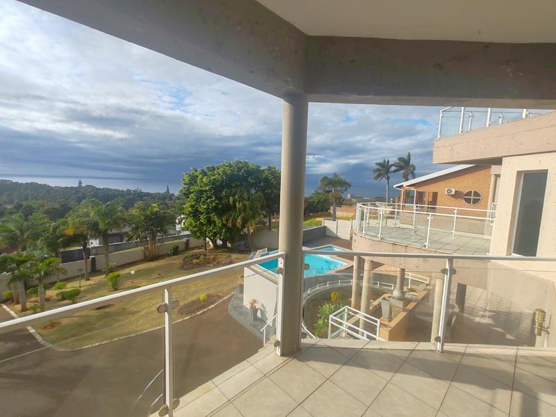 5 Bedroom Property for Sale in Uvongo KwaZulu-Natal