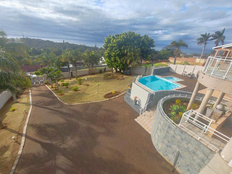 5 Bedroom Property for Sale in Uvongo KwaZulu-Natal