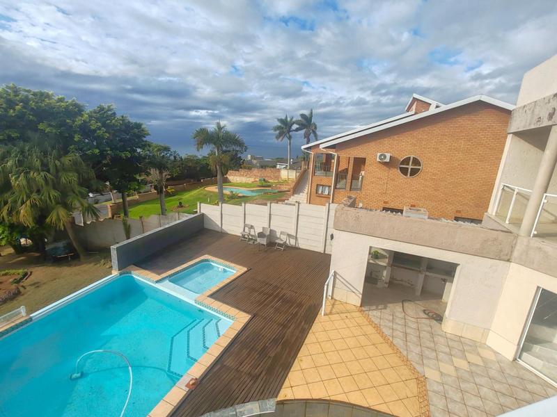 5 Bedroom Property for Sale in Uvongo KwaZulu-Natal