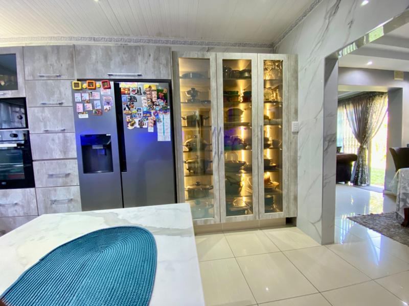 4 Bedroom Property for Sale in Harinagar KwaZulu-Natal