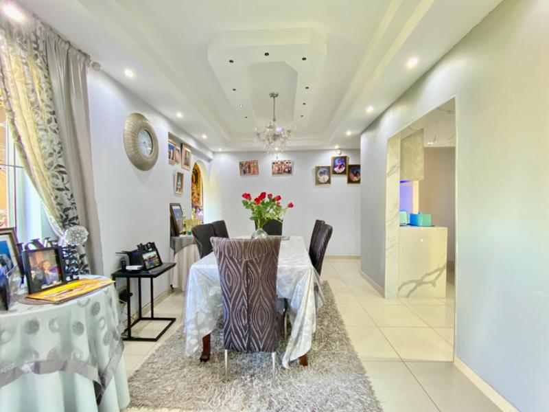 4 Bedroom Property for Sale in Harinagar KwaZulu-Natal