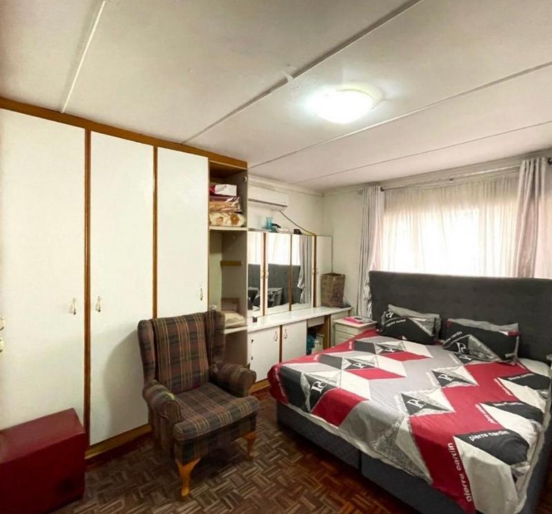 To Let 3 Bedroom Property for Rent in Bluff KwaZulu-Natal