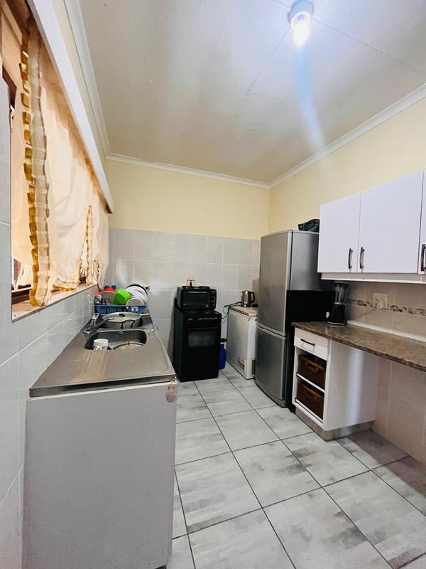 To Let 4 Bedroom Property for Rent in Sea Park KwaZulu-Natal