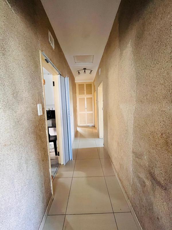 To Let 4 Bedroom Property for Rent in Sea Park KwaZulu-Natal