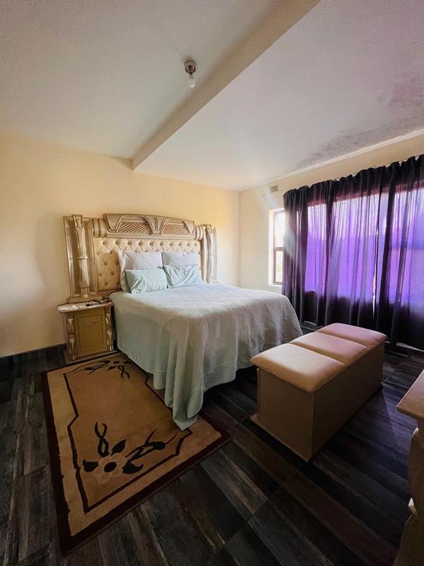 To Let 4 Bedroom Property for Rent in Sea Park KwaZulu-Natal