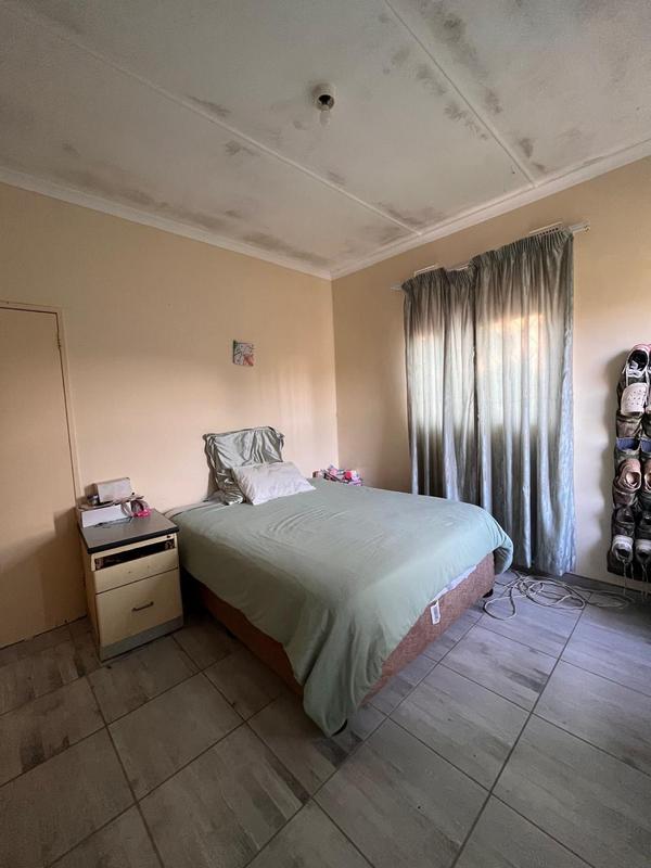 To Let 4 Bedroom Property for Rent in Sea Park KwaZulu-Natal