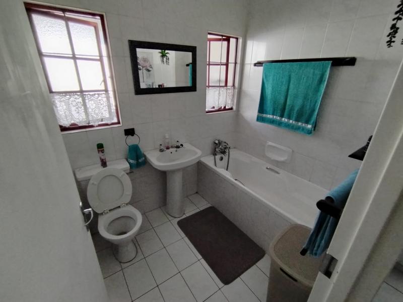 3 Bedroom Property for Sale in Sunningdale KwaZulu-Natal