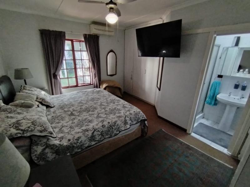 3 Bedroom Property for Sale in Sunningdale KwaZulu-Natal