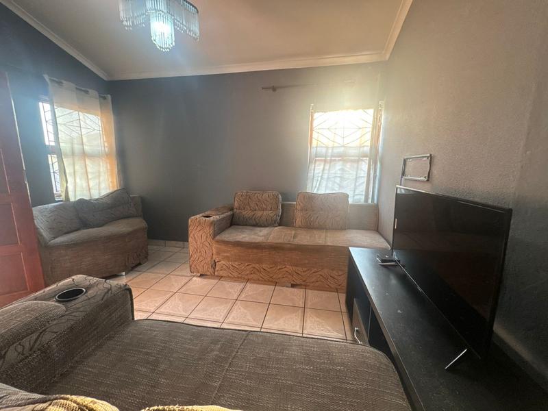 4 Bedroom Property for Sale in Newlands West KwaZulu-Natal