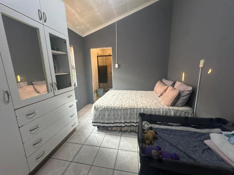 4 Bedroom Property for Sale in Newlands West KwaZulu-Natal