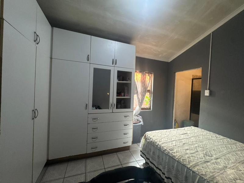 4 Bedroom Property for Sale in Newlands West KwaZulu-Natal