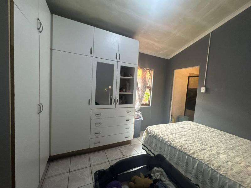4 Bedroom Property for Sale in Newlands West KwaZulu-Natal