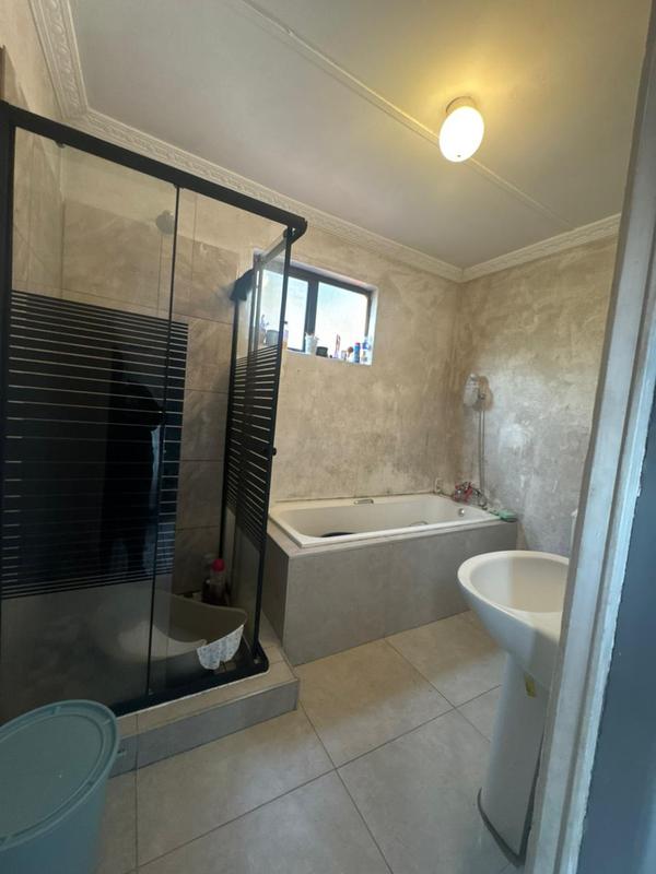 4 Bedroom Property for Sale in Newlands West KwaZulu-Natal