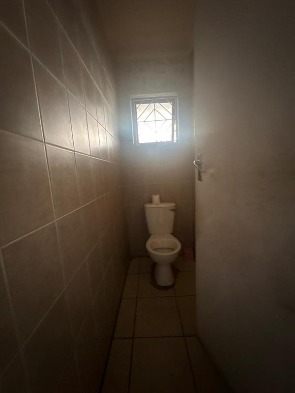 4 Bedroom Property for Sale in Newlands West KwaZulu-Natal