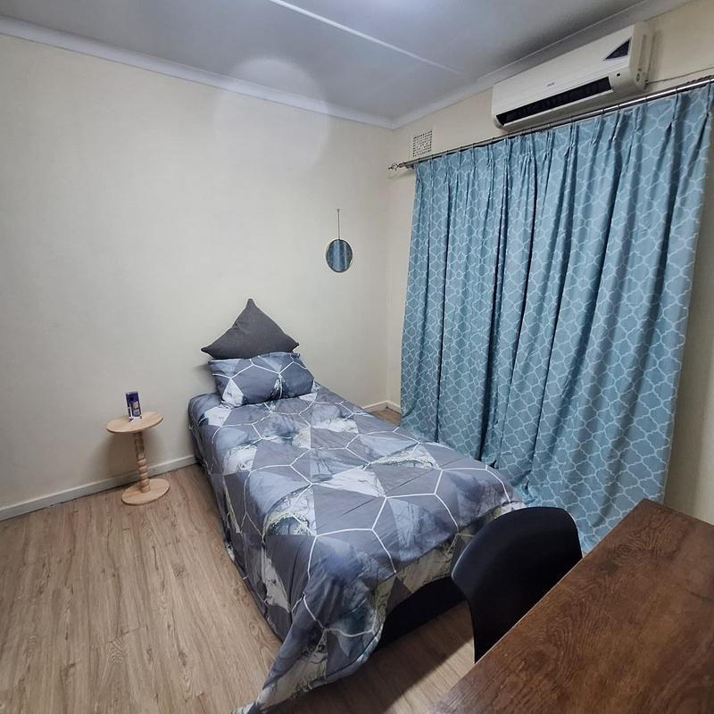 To Let 4 Bedroom Property for Rent in Reservoir Hills KwaZulu-Natal
