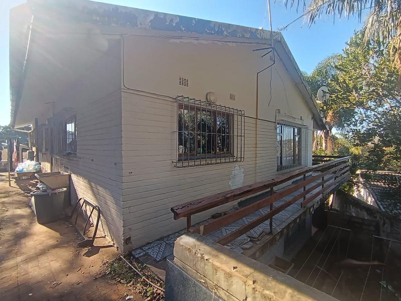 14 Bedroom Property for Sale in Oslo Beach KwaZulu-Natal
