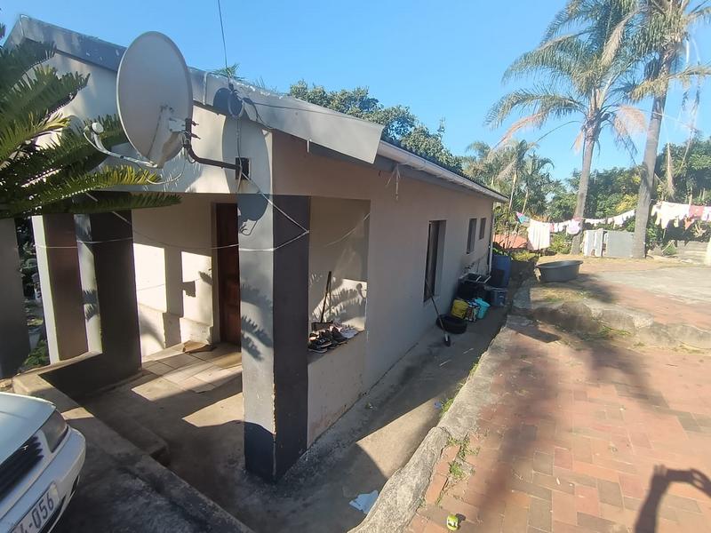 14 Bedroom Property for Sale in Oslo Beach KwaZulu-Natal