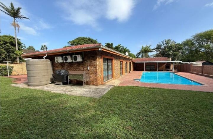 4 Bedroom Property for Sale in Meer En See KwaZulu-Natal
