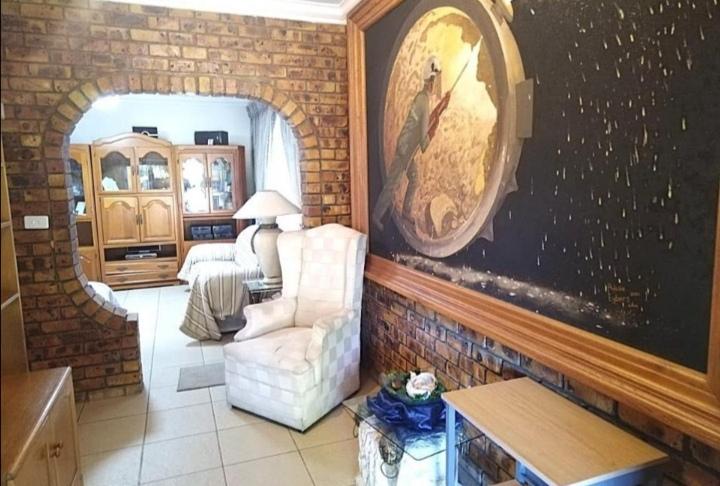 4 Bedroom Property for Sale in Meer En See KwaZulu-Natal