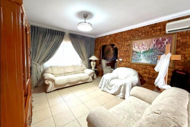 4 Bedroom Property for Sale in Meer En See KwaZulu-Natal