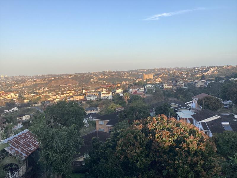 6 Bedroom Property for Sale in Reservoir Hills KwaZulu-Natal