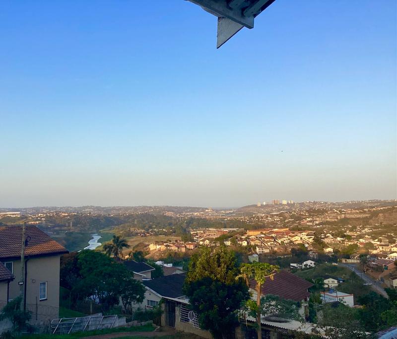 6 Bedroom Property for Sale in Reservoir Hills KwaZulu-Natal