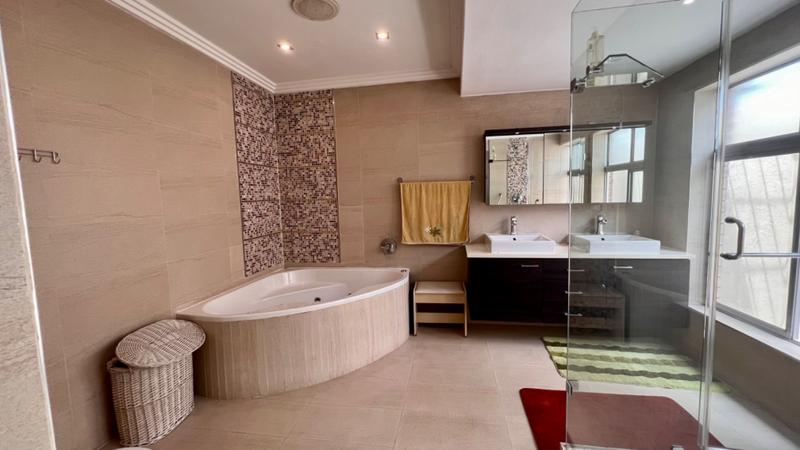 4 Bedroom Property for Sale in Reservoir Hills KwaZulu-Natal