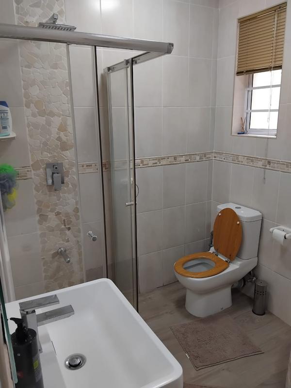 2 Bedroom Property for Sale in Windermere KwaZulu-Natal