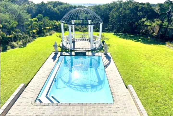 4 Bedroom Property for Sale in Meer En See KwaZulu-Natal
