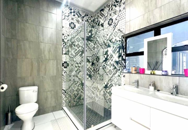 4 Bedroom Property for Sale in Meer En See KwaZulu-Natal