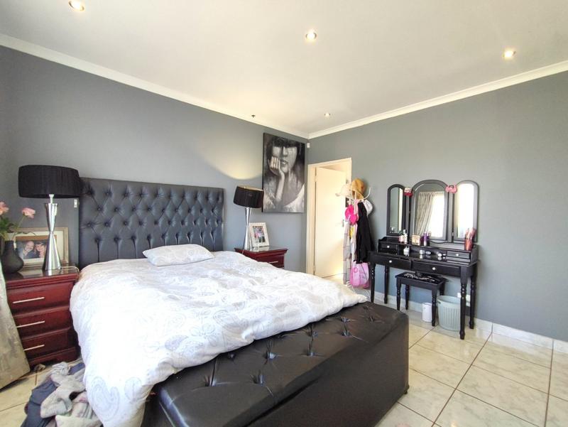 3 Bedroom Property for Sale in Lincoln Meade KwaZulu-Natal