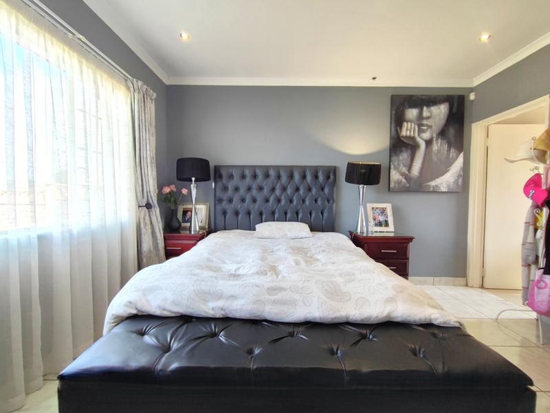 3 Bedroom Property for Sale in Lincoln Meade KwaZulu-Natal