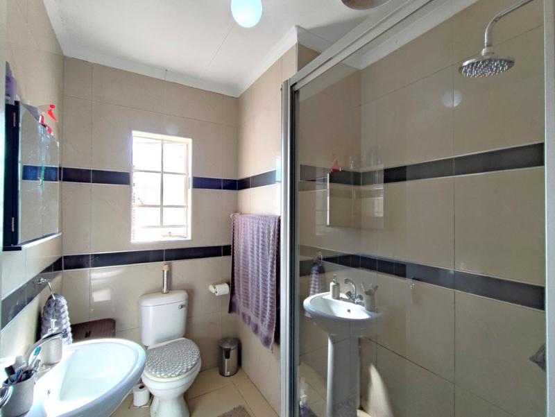 3 Bedroom Property for Sale in Lincoln Meade KwaZulu-Natal