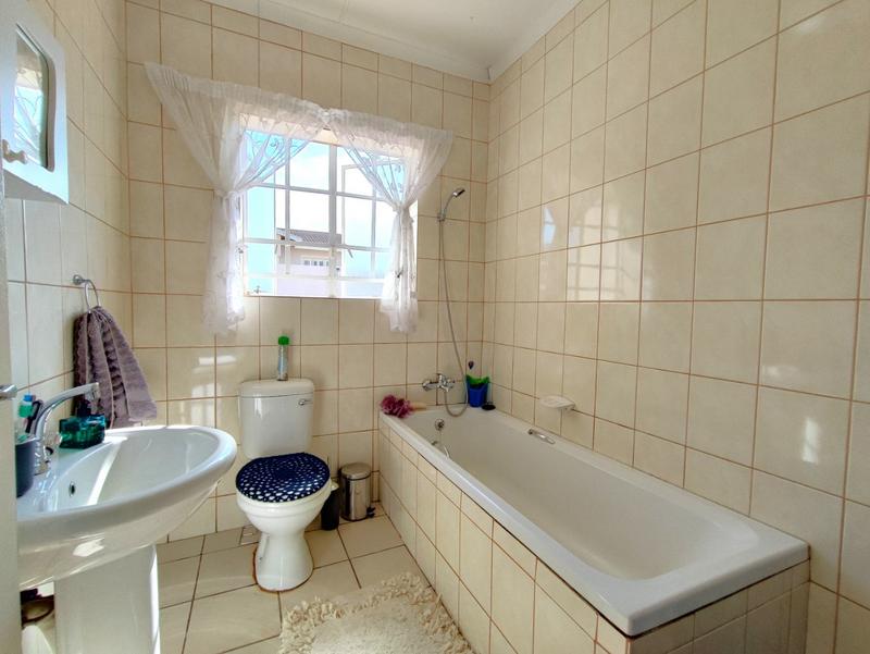 3 Bedroom Property for Sale in Lincoln Meade KwaZulu-Natal