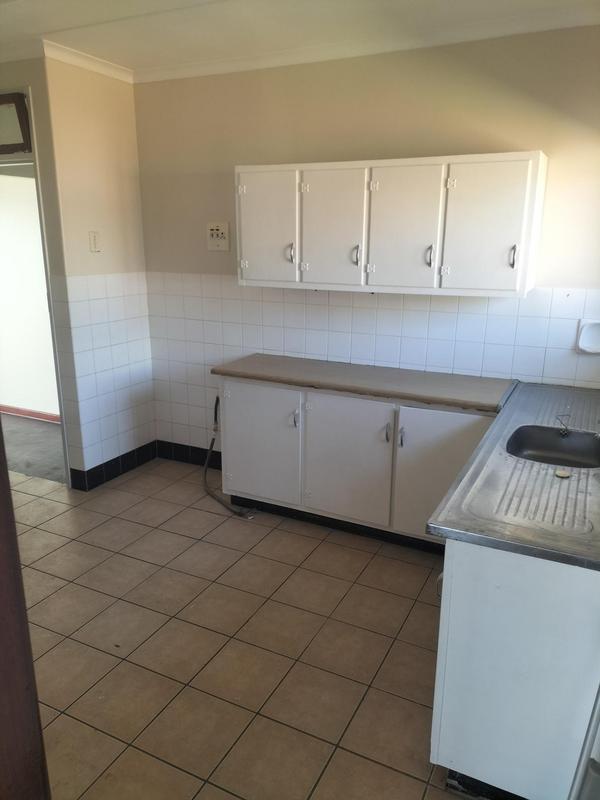 To Let 2 Bedroom Property for Rent in Bluff KwaZulu-Natal