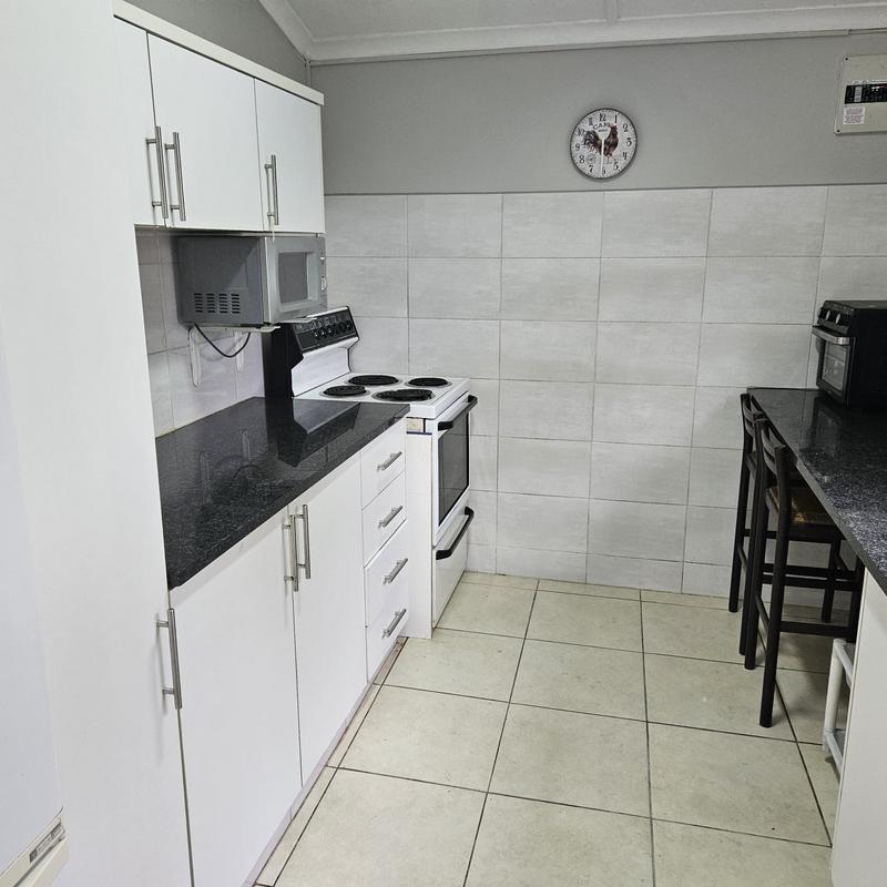 To Let 1 Bedroom Property for Rent in Cowies Hill KwaZulu-Natal