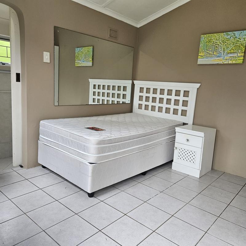 To Let 1 Bedroom Property for Rent in Cowies Hill KwaZulu-Natal