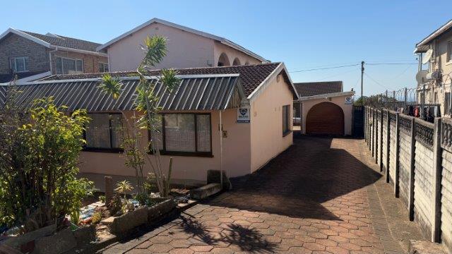 4 Bedroom Property for Sale in Shallcross KwaZulu-Natal