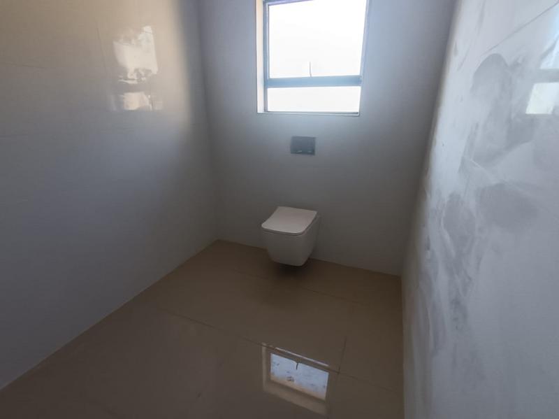 5 Bedroom Property for Sale in Shelly Beach KwaZulu-Natal
