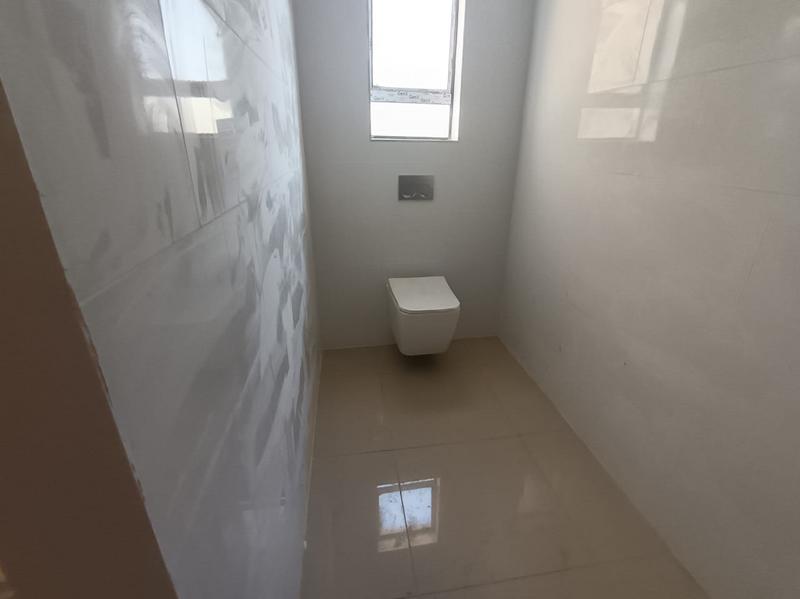 5 Bedroom Property for Sale in Shelly Beach KwaZulu-Natal