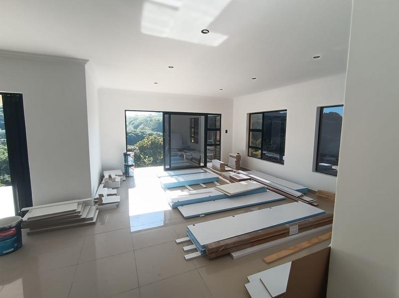 5 Bedroom Property for Sale in Shelly Beach KwaZulu-Natal