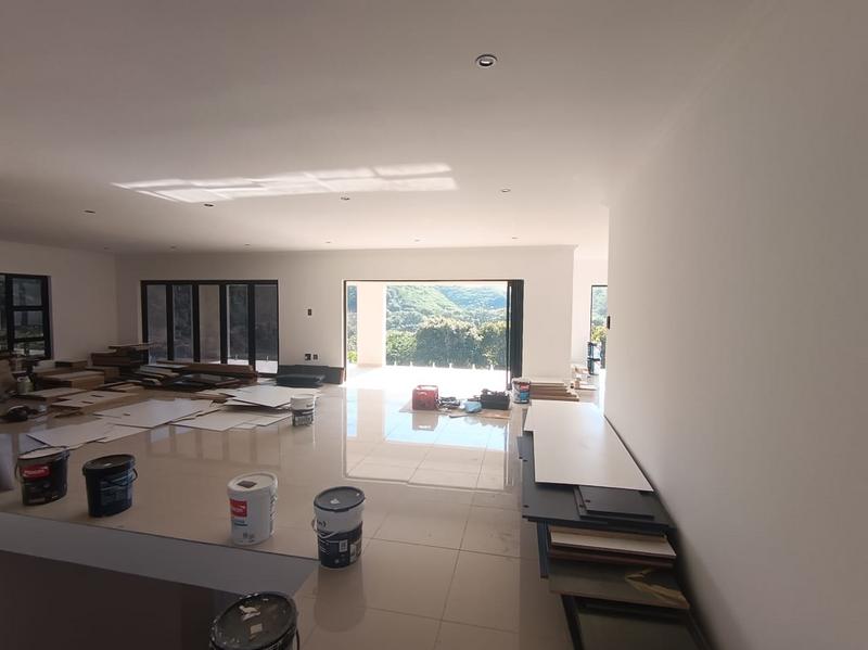 5 Bedroom Property for Sale in Shelly Beach KwaZulu-Natal