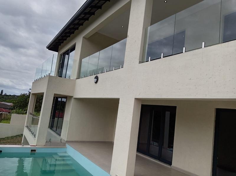 5 Bedroom Property for Sale in Shelly Beach KwaZulu-Natal
