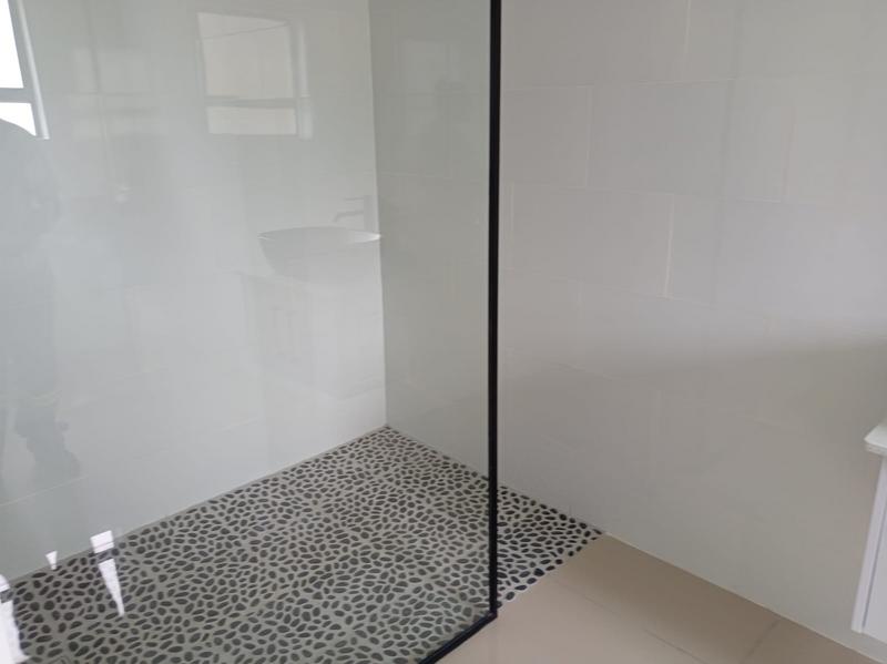 5 Bedroom Property for Sale in Shelly Beach KwaZulu-Natal