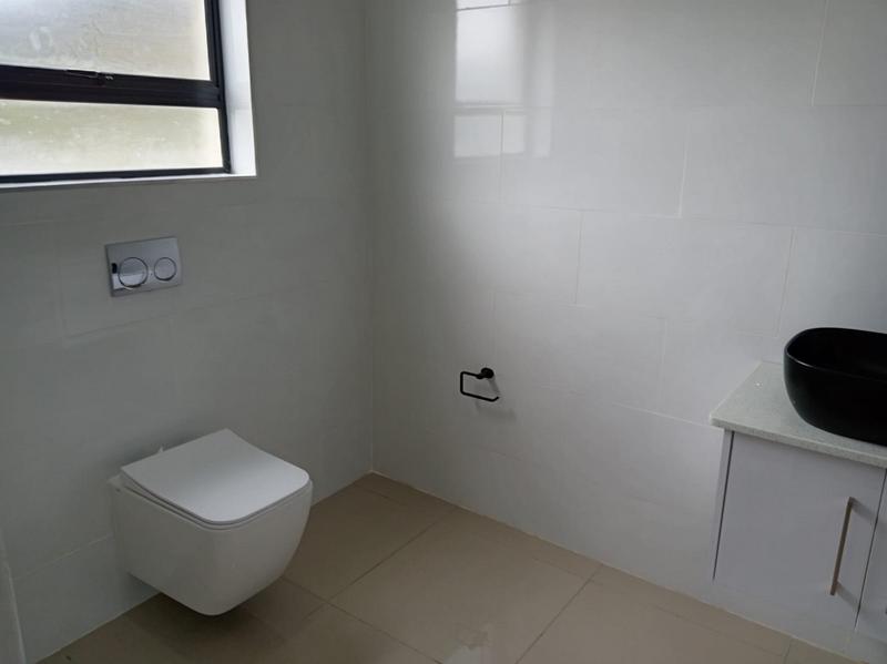 5 Bedroom Property for Sale in Shelly Beach KwaZulu-Natal