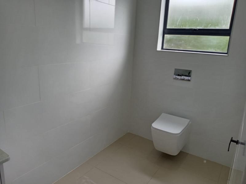 5 Bedroom Property for Sale in Shelly Beach KwaZulu-Natal