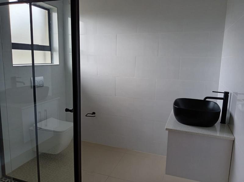 5 Bedroom Property for Sale in Shelly Beach KwaZulu-Natal