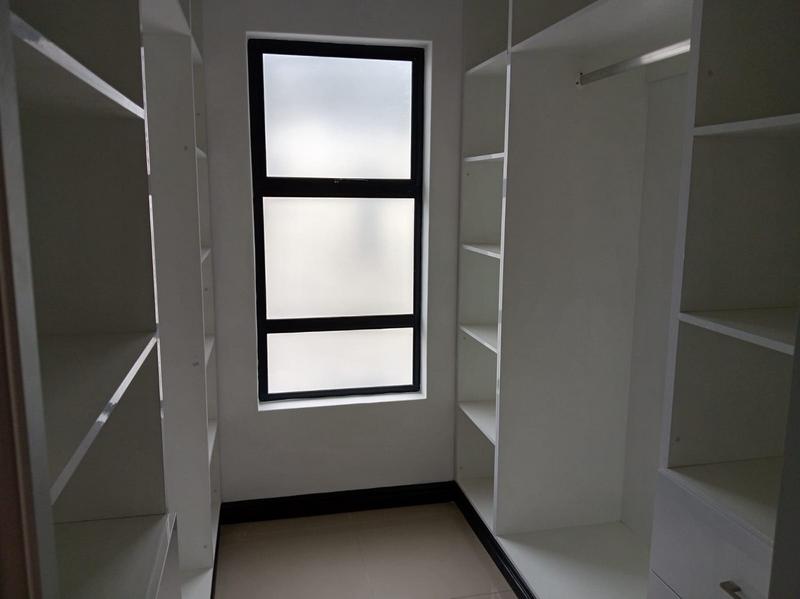 5 Bedroom Property for Sale in Shelly Beach KwaZulu-Natal