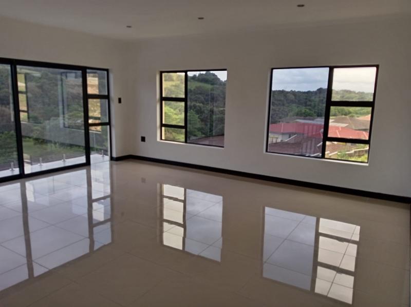 5 Bedroom Property for Sale in Shelly Beach KwaZulu-Natal