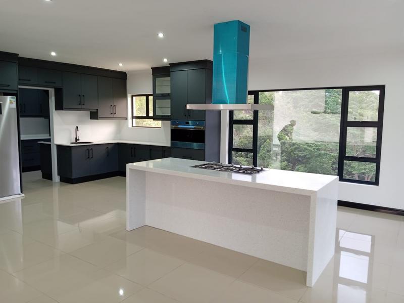 5 Bedroom Property for Sale in Shelly Beach KwaZulu-Natal